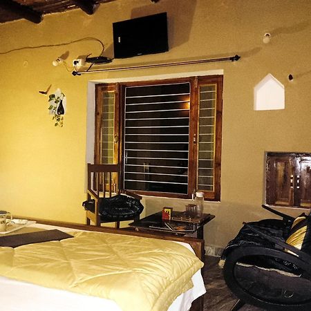 Sadhna Sadan Homestay Panna Madla Extérieur photo