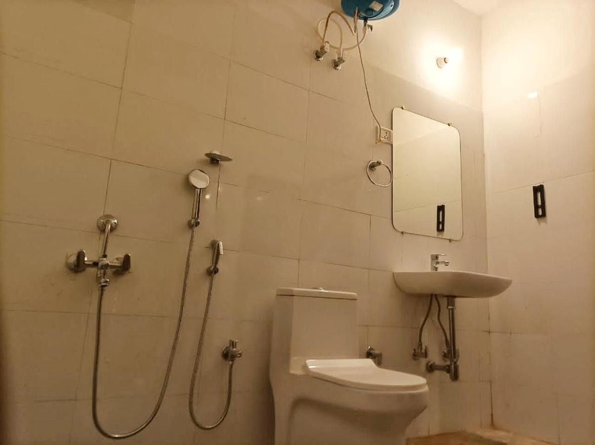 Sadhna Sadan Homestay Panna Madla Extérieur photo