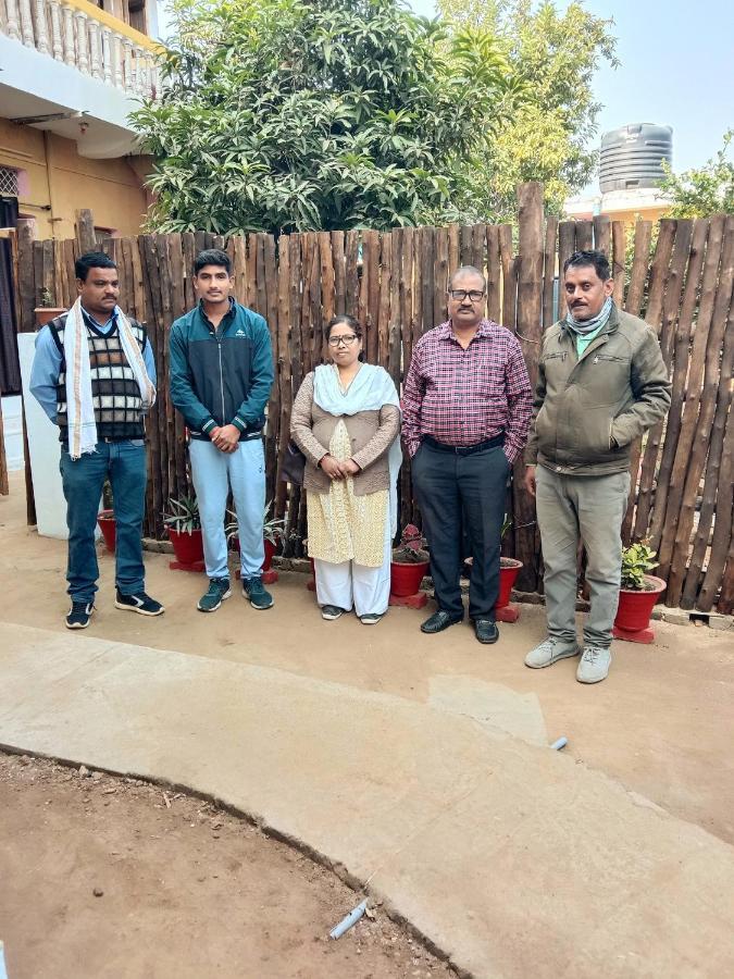 Sadhna Sadan Homestay Panna Madla Extérieur photo