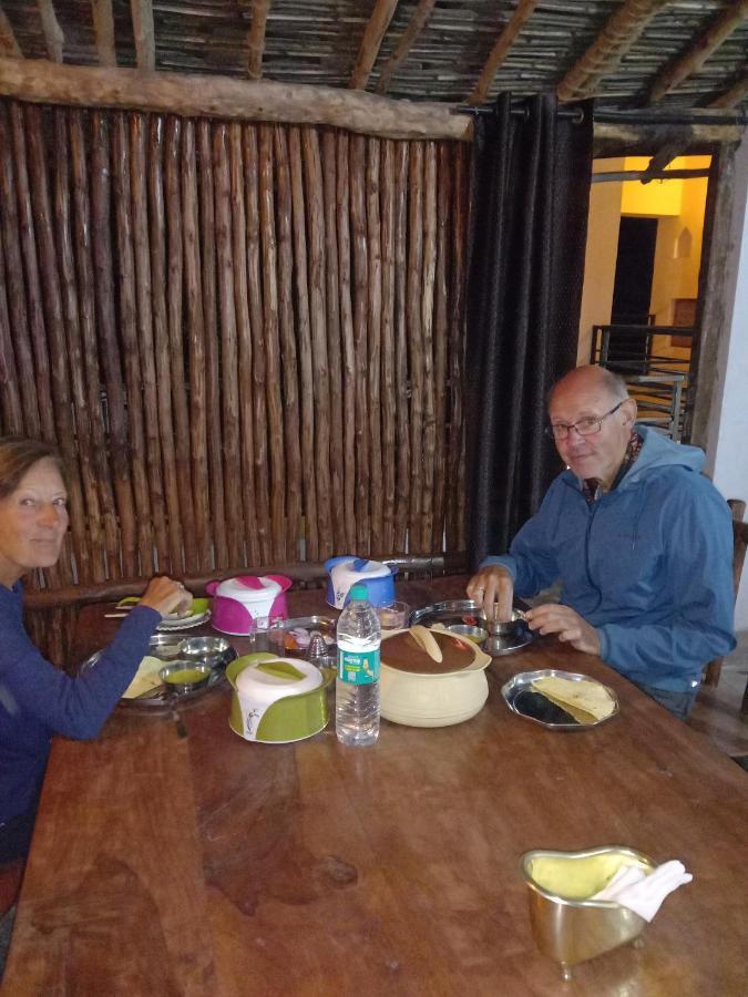 Sadhna Sadan Homestay Panna Madla Extérieur photo
