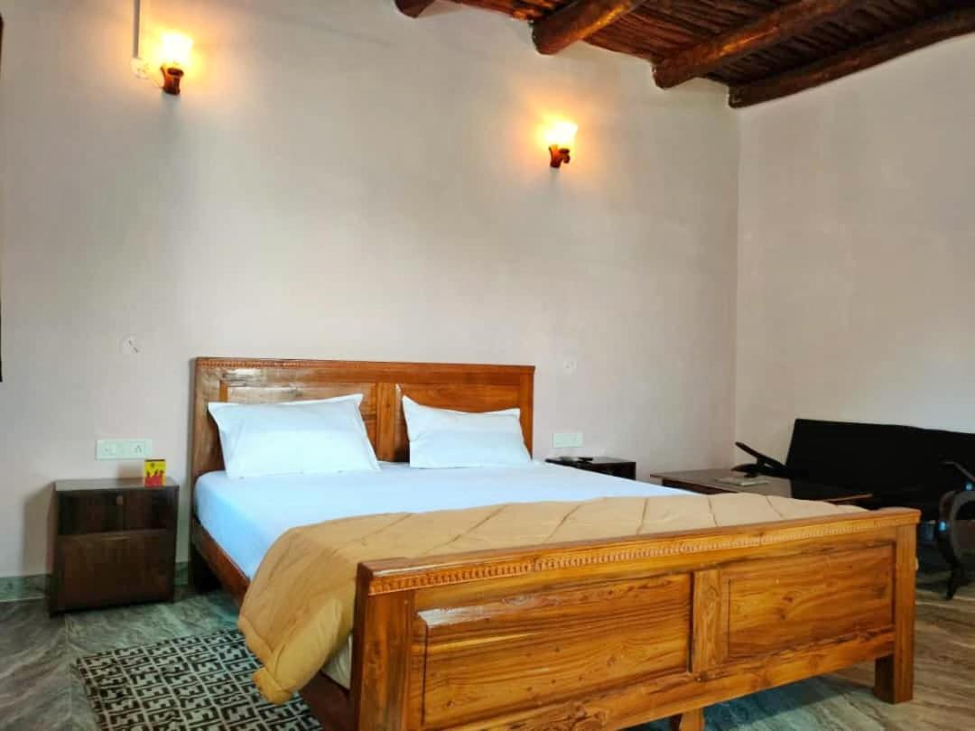 Sadhna Sadan Homestay Panna Madla Extérieur photo